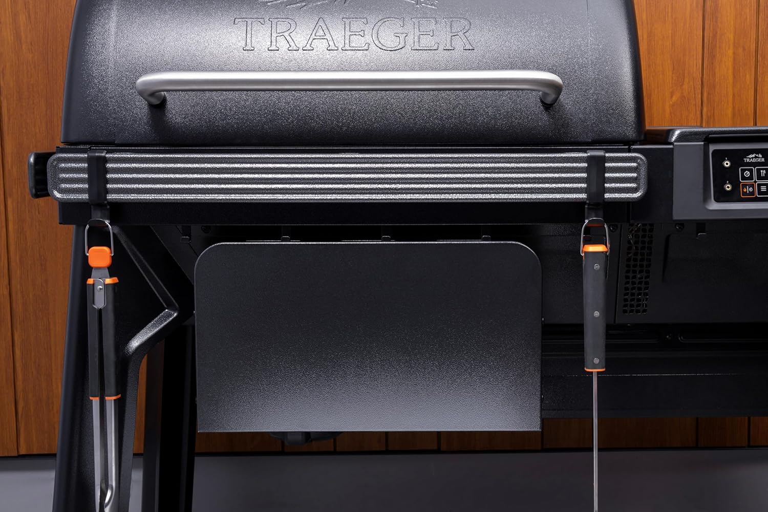 Traeger Grills P.A.L - Pop-and-Lock Étagère avant XS – Accessoire de barbecue amovible pour plus d'espace de préparation et de placage, ustensiles et repose-boissons
