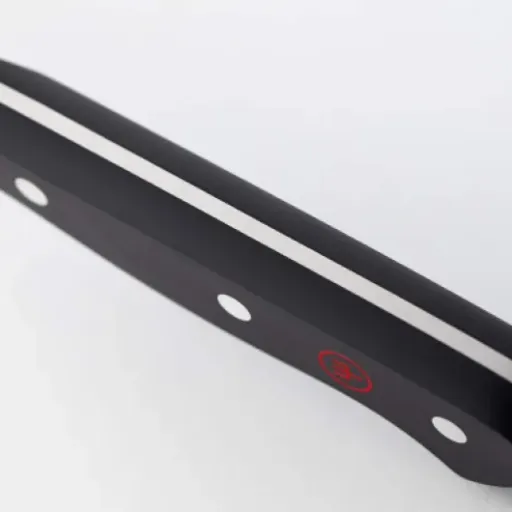 Test WÜSTHOF Classic Couteau de chef 20 cm : le couteau sérieux qui donne envie de cuisiner