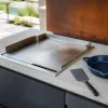 Plancha en inox : la pièce maîtresse d’une cuisine outdoor haut de gamme