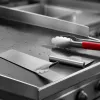 Plancha en inox : la pièce maîtresse d’une cuisine outdoor haut de gamme